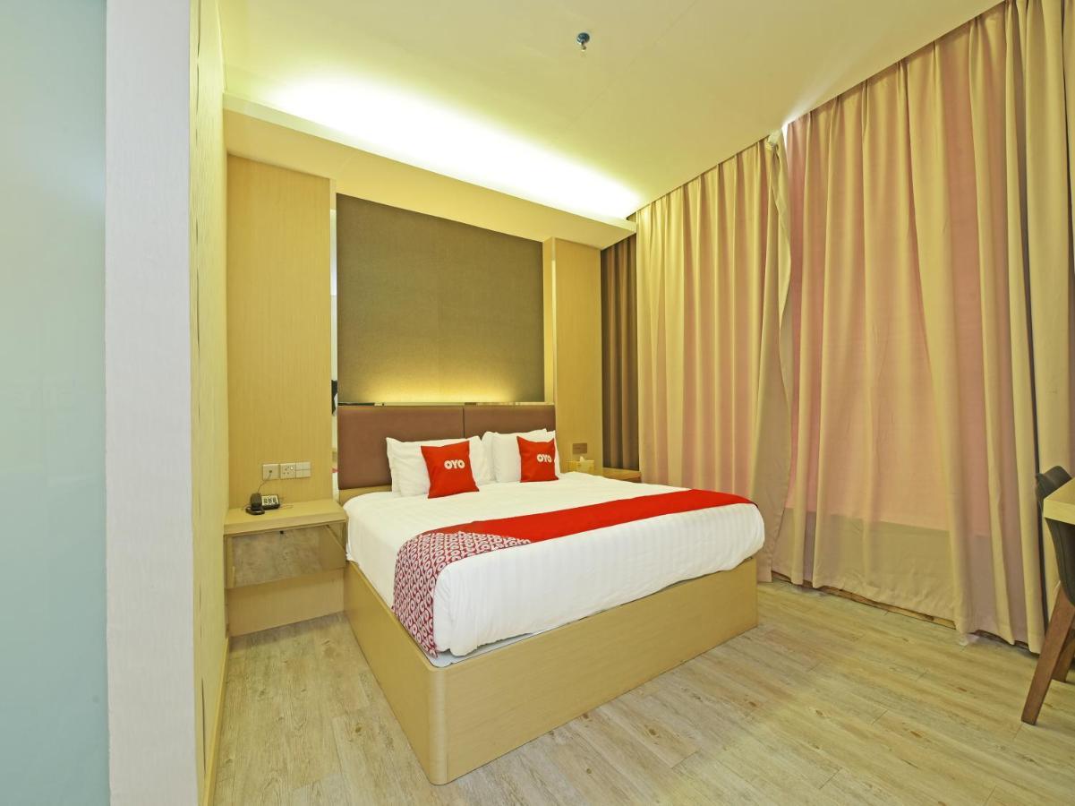 Capital O 90130 Sawadee Hotel Johor Bahru Buitenkant foto