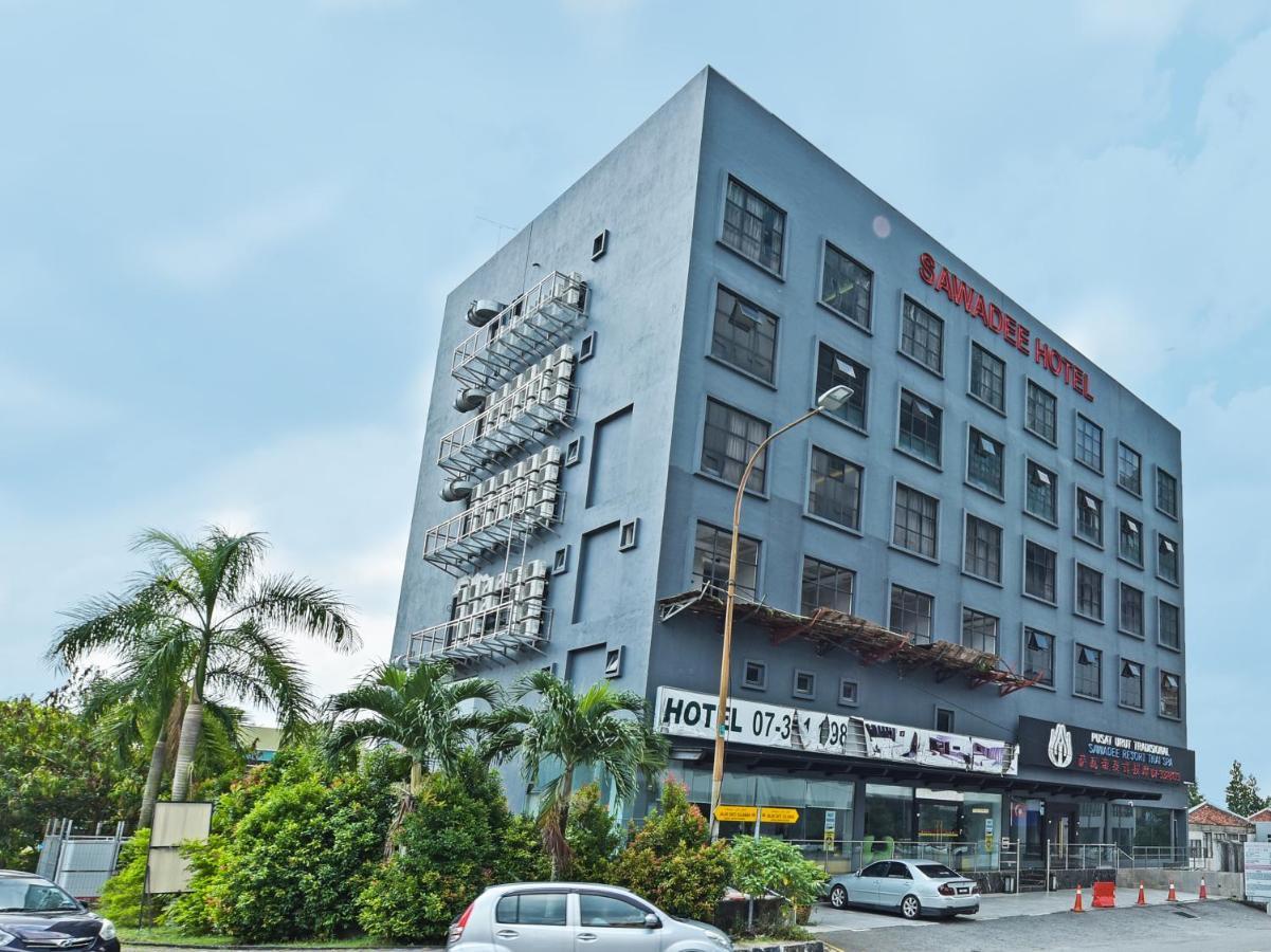 Capital O 90130 Sawadee Hotel Johor Bahru Buitenkant foto